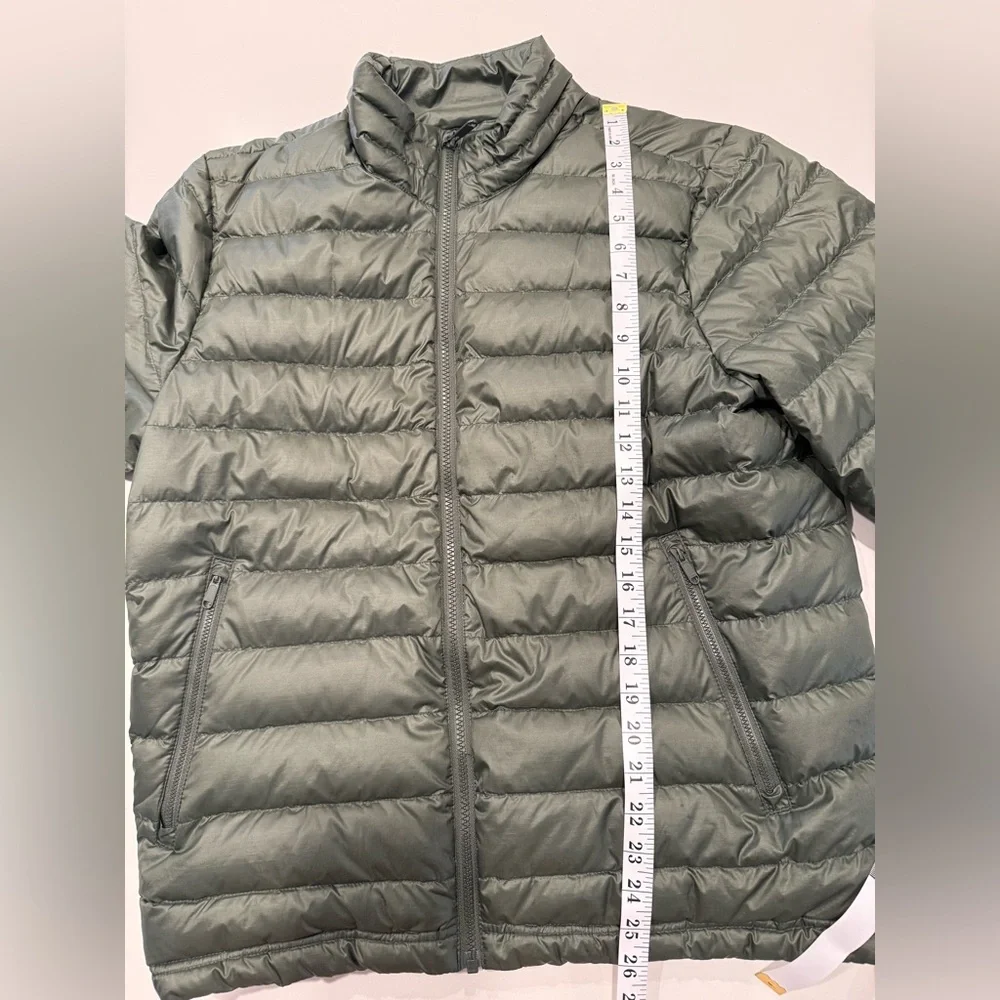 Quince Women's Lightweight Packable Down Puffer Jacket Loden Sz M - Picture 5 of 9